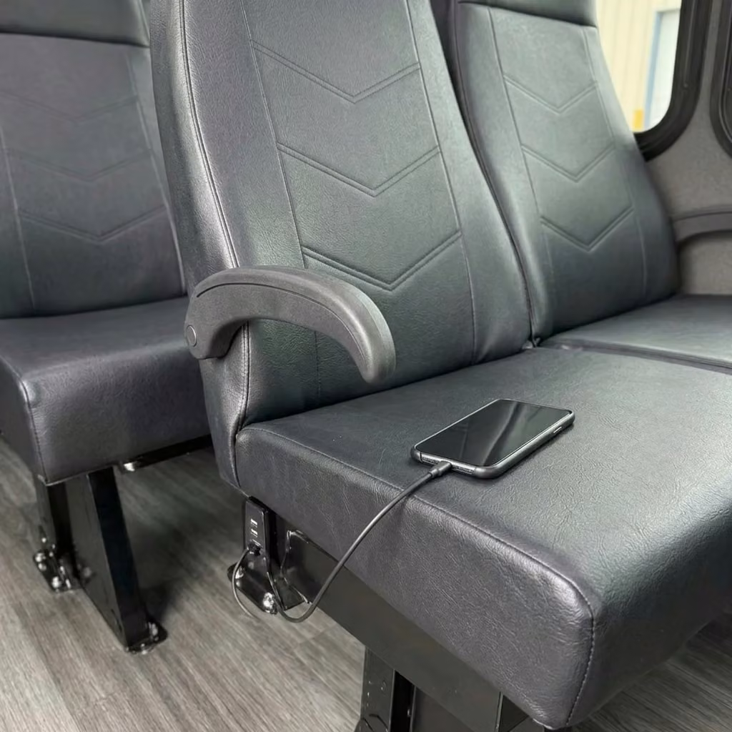 lauderdale lakes 15 passenger minibus usb charging