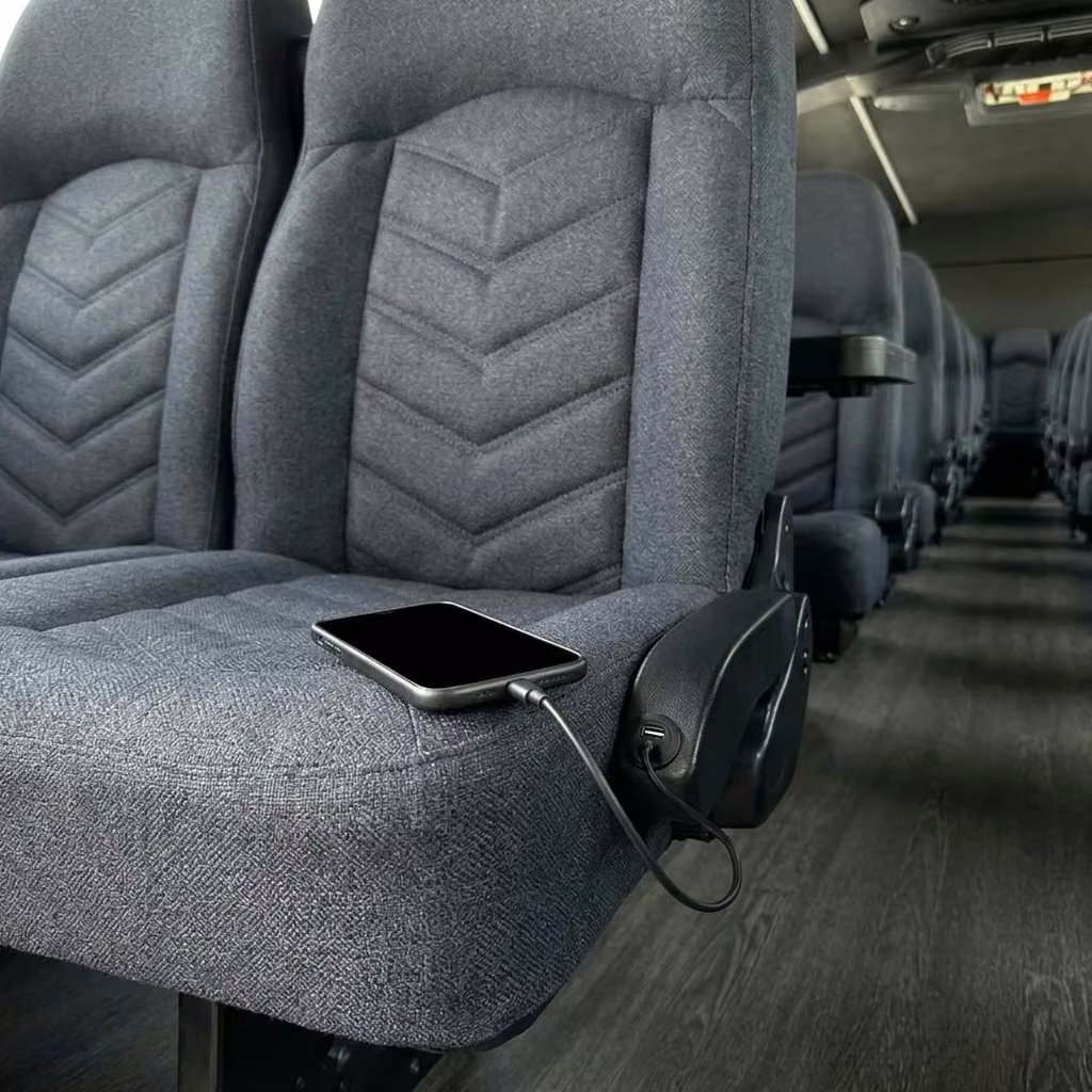 lauderdale lakes 25 passenger minibus usb charging