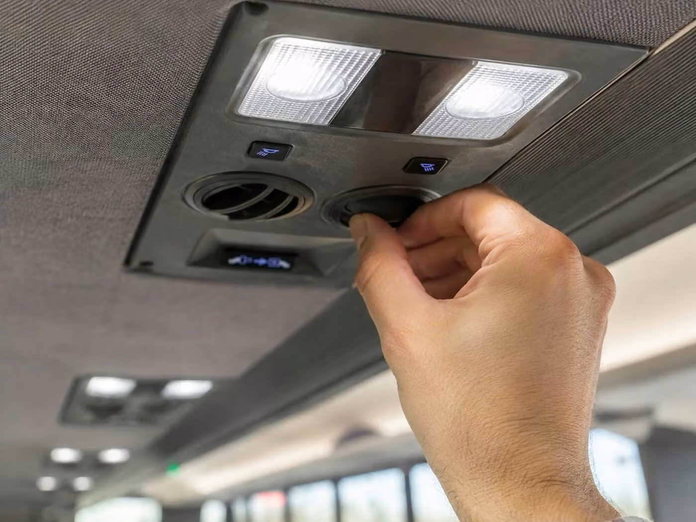lauderdale lakes 35 passenger minibus air conditioning
