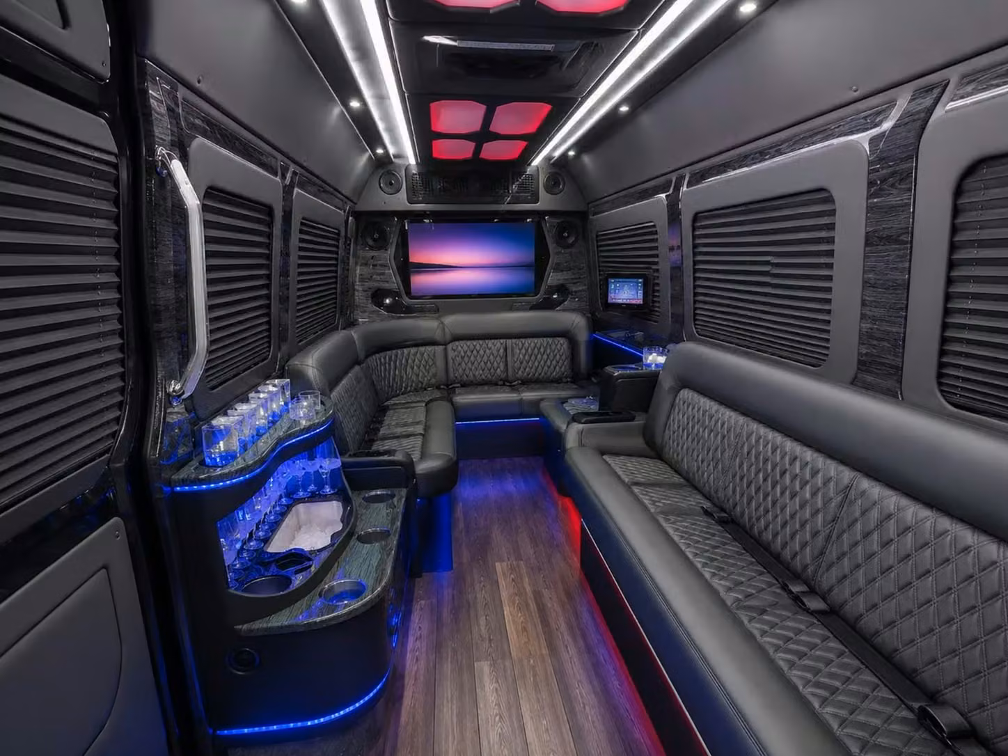 lauderdale lakes bus rentals for veteran reunions and military events in lauderdale lakes