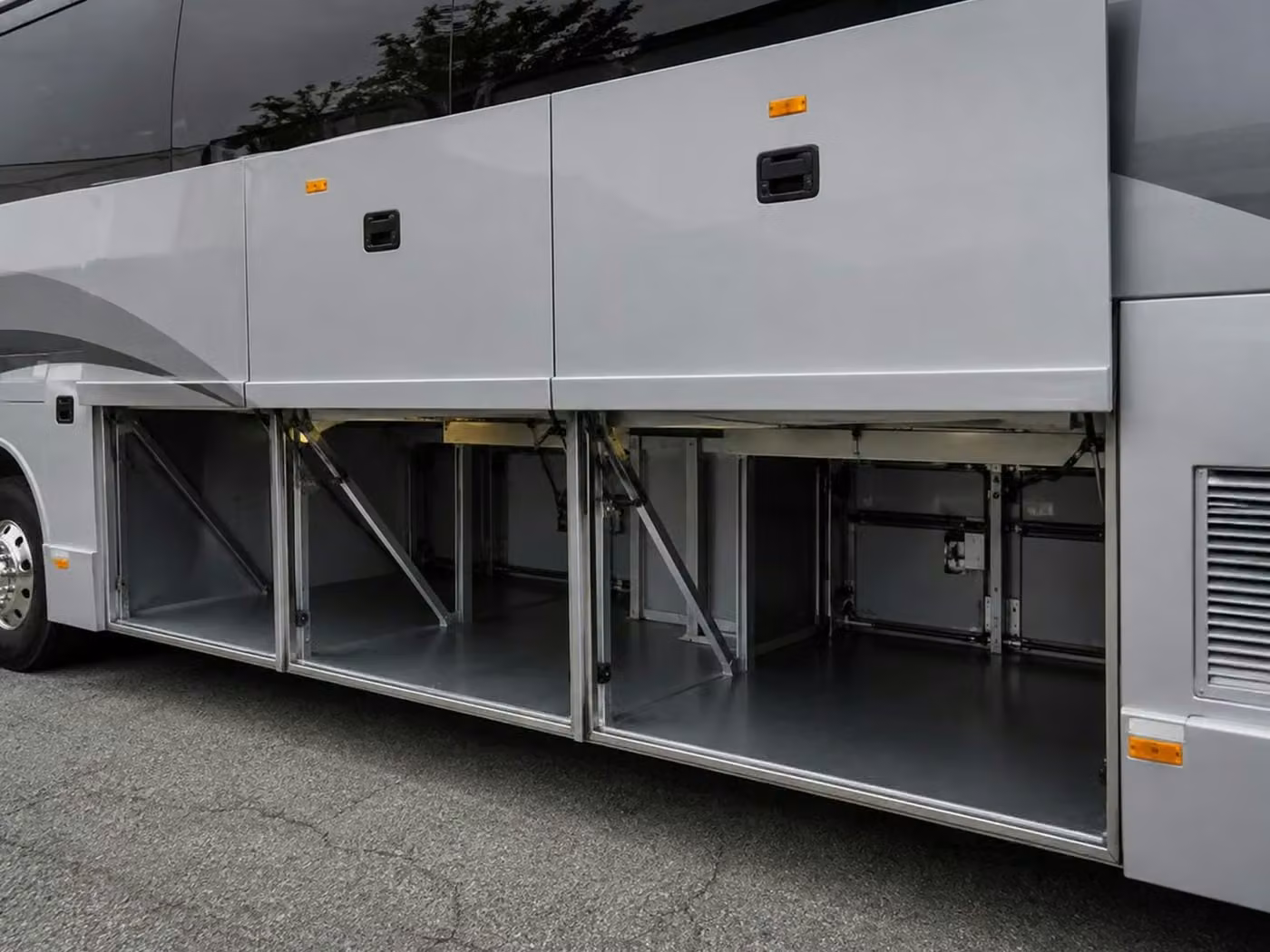 lauderdale lakes charter bus under bus storage