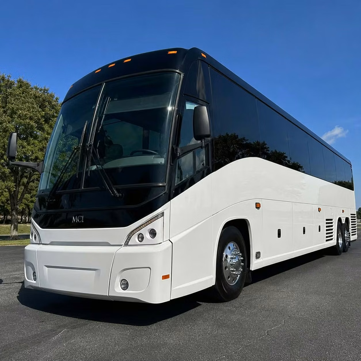 lauderdale lakes vip sprinter limos and executive buses for artists and backstage guests